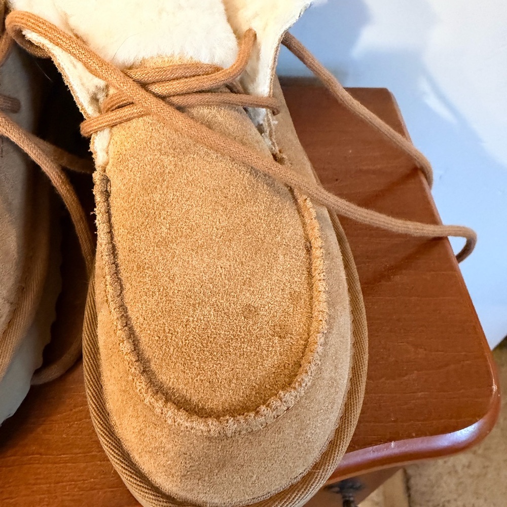 UGG Chestnut Suede Lace-Up Foldover Ankle Boots with Shearling - Picture 3 of 6